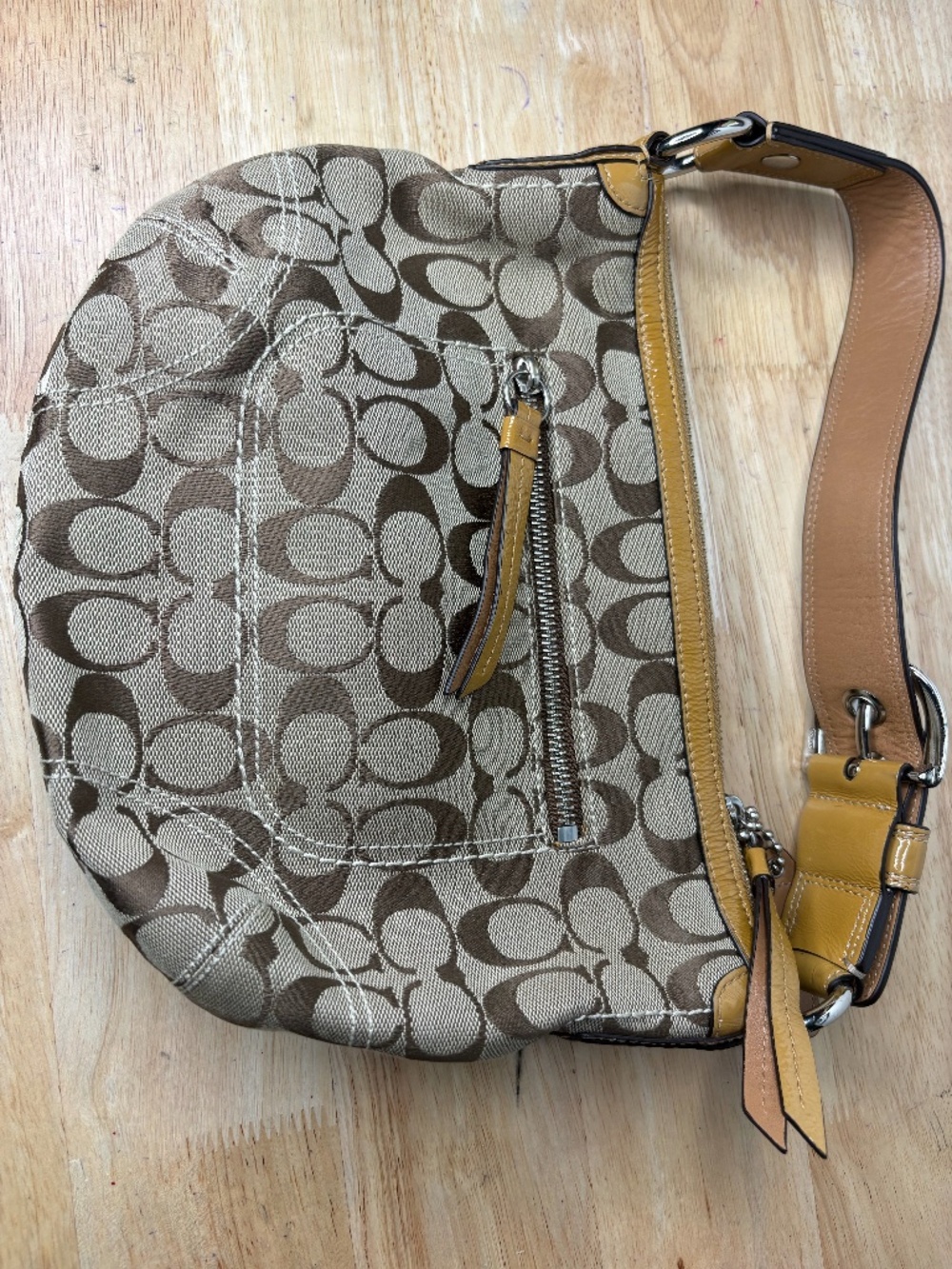 Y2K Vintage Coach Signature C Shoulder Bag (2009)